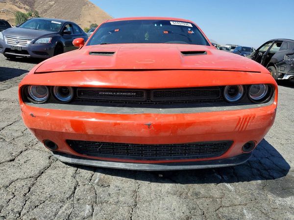 2015 DODGE CHALLENGER SXT