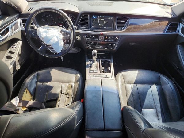 2017 GENESIS G80