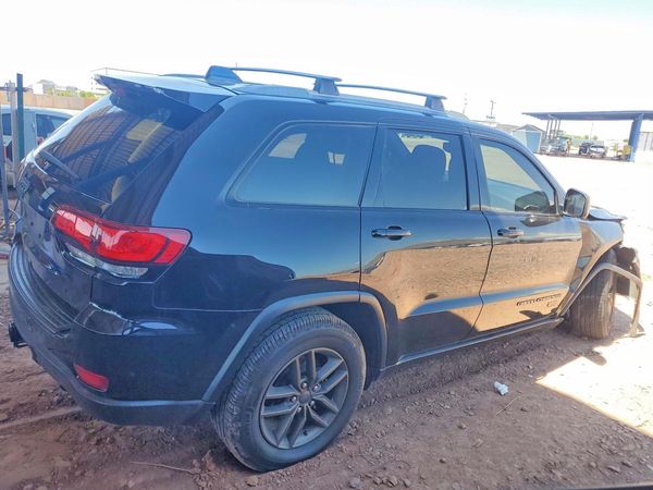 2017 JEEP GRAND CHEROKEE Laredo