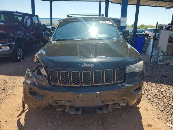2017 JEEP GRAND CHEROKEE Laredo
