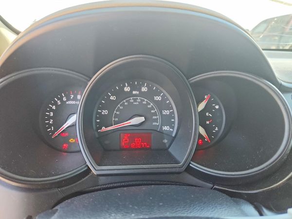 2016 KIA RIO