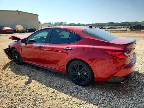 2026 TOYOTA CAMRY