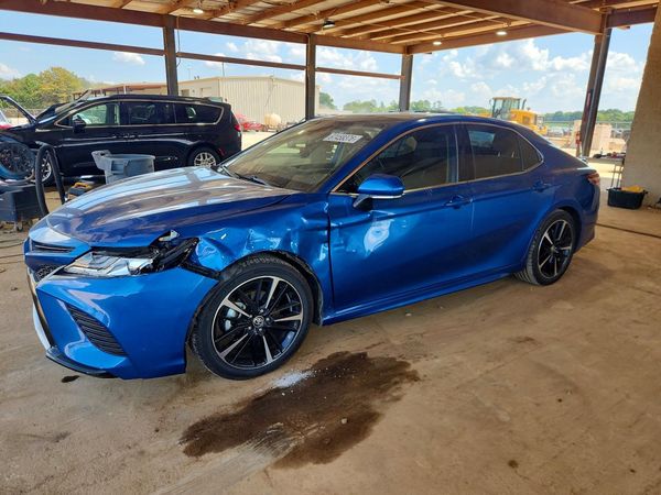 2020 TOYOTA CAMRY