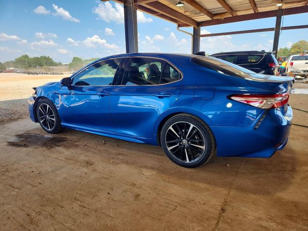 2020 TOYOTA CAMRY XSE