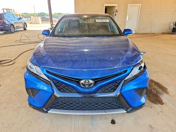 2020 TOYOTA CAMRY XSE