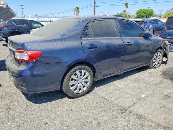 2013 TOYOTA COROLLA
