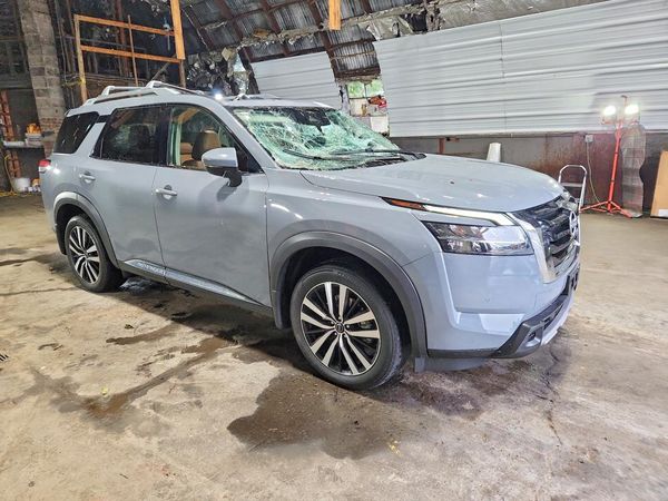 2024 NISSAN PATHFINDER