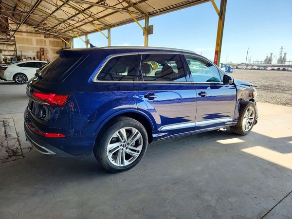2021 AUDI Q7
