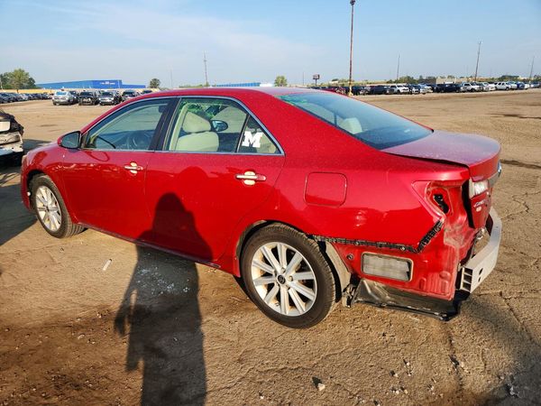2012 TOYOTA CAMRY