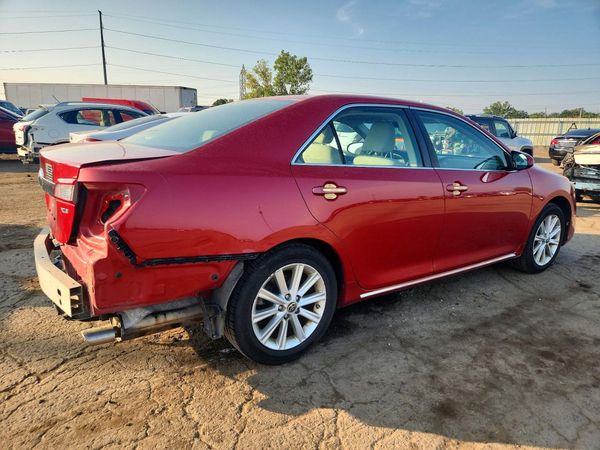 2012 TOYOTA CAMRY
