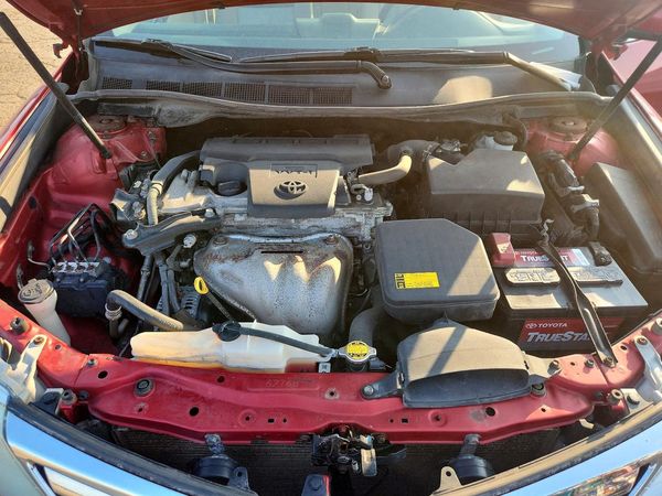 2012 TOYOTA CAMRY