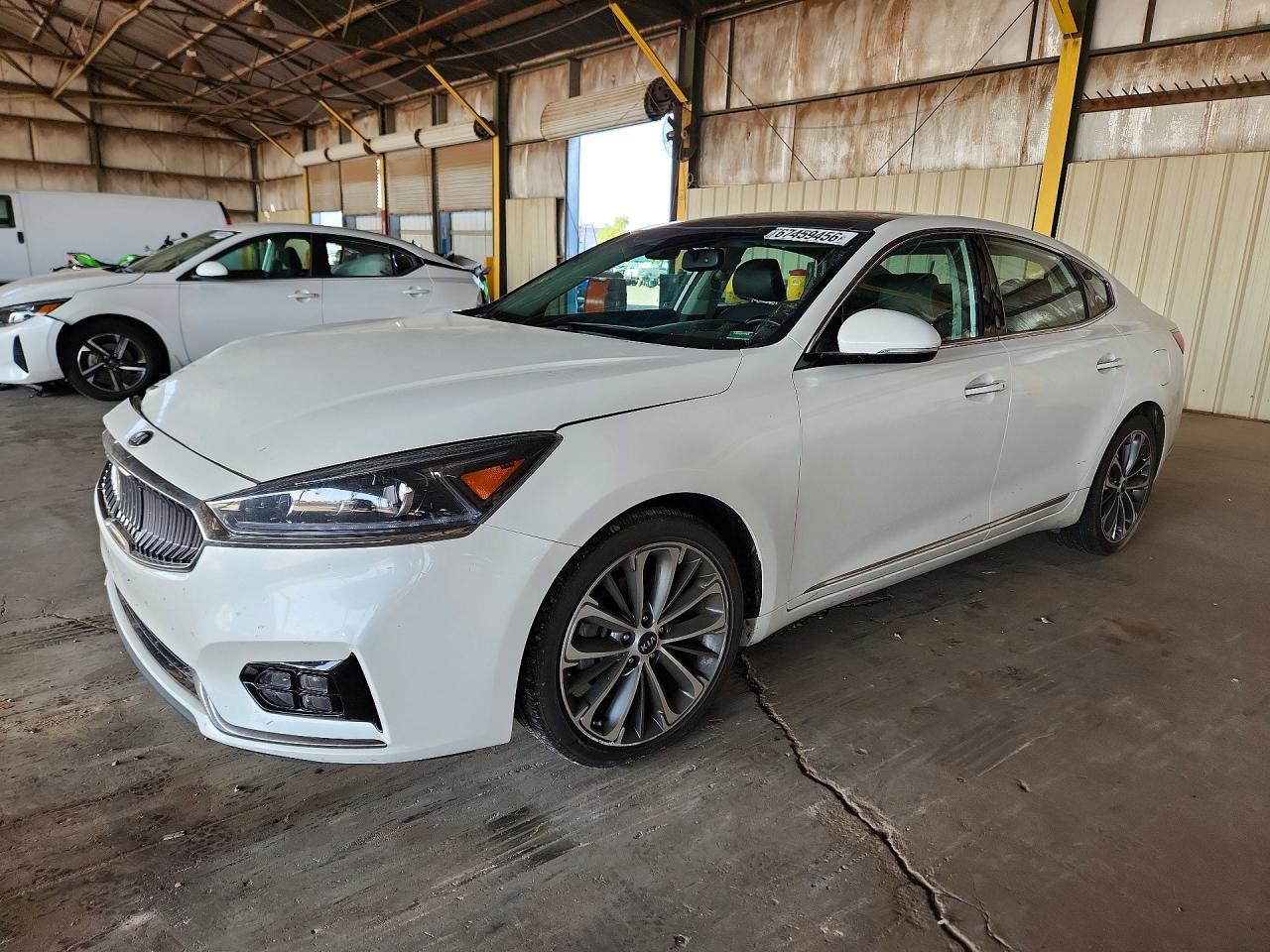 2019 KIA CADENZA