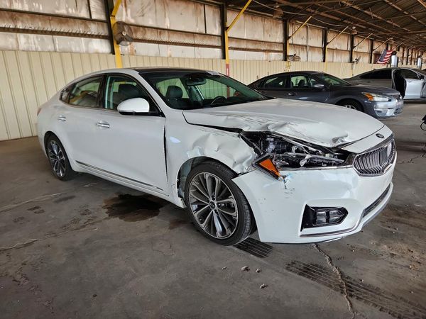 2019 KIA CADENZA