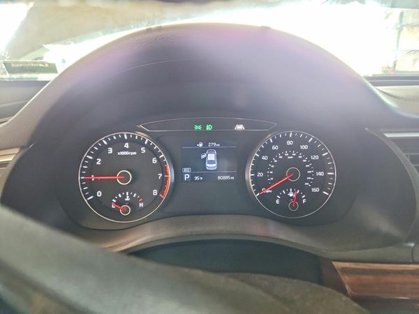 2019 KIA CADENZA