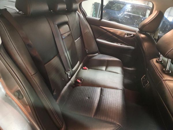 2014 INFINITI Q50