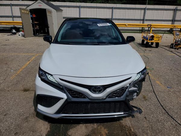 2023 TOYOTA CAMRY