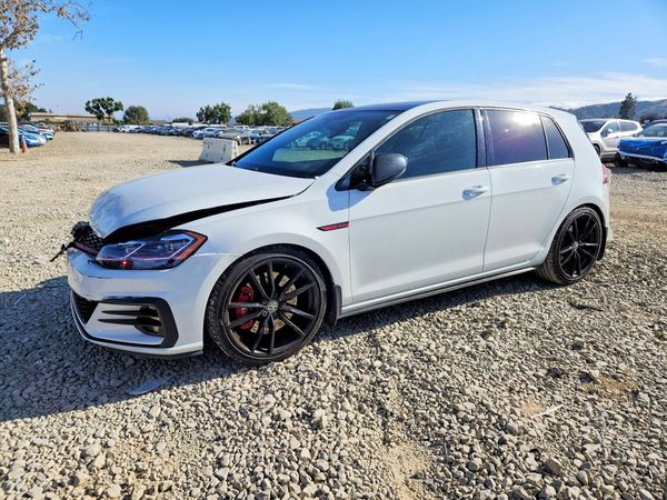 2018 VOLKSWAGEN GTI S, SE, Autobahn