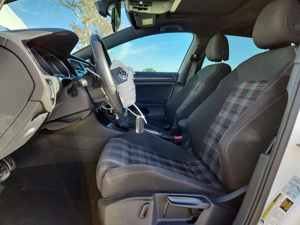 2018 VOLKSWAGEN GTI S, SE, Autobahn