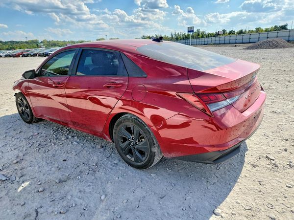 2022 HYUNDAI ELANTRA