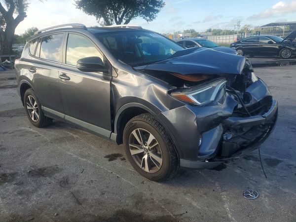 2016 TOYOTA RAV4