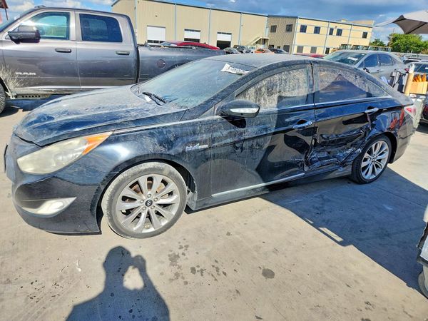 2012 HYUNDAI SONATA