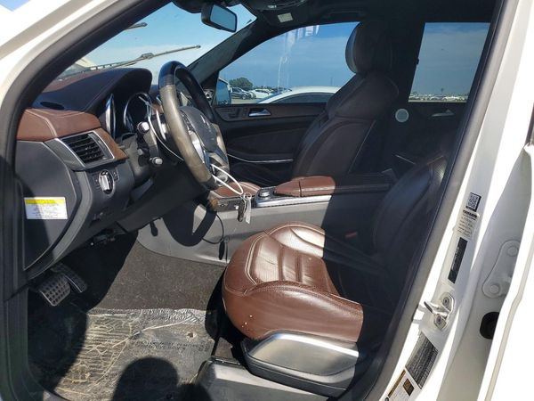 2014 MERCEDES-BENZ GL GL63 AMG 4-MATIC — DENT