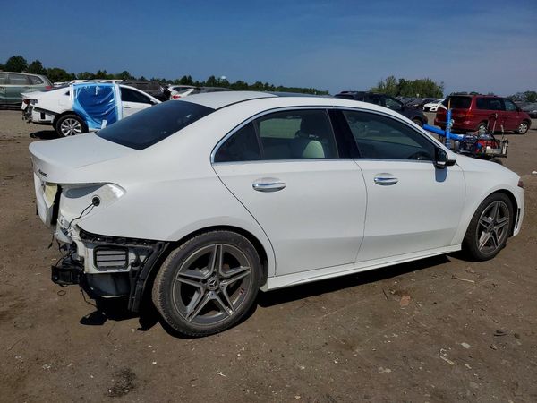 2019 MERCEDES-BENZ A