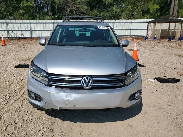 2017 VOLKSWAGEN TIGUAN SEL