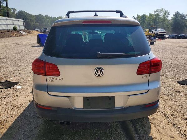 2017 VOLKSWAGEN TIGUAN SEL
