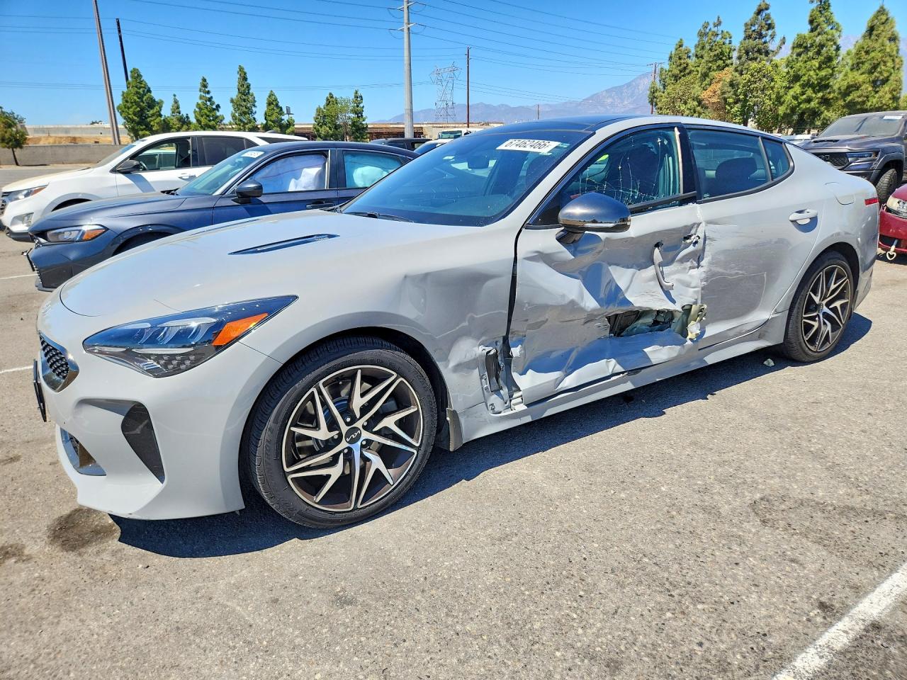2022 KIA STINGER GT-Line
