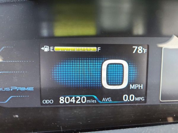 2018 TOYOTA PRIUS Plus/Premium/Advanced