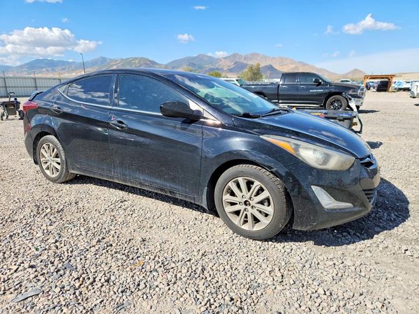 2015 HYUNDAI ELANTRA GLS(Middle)