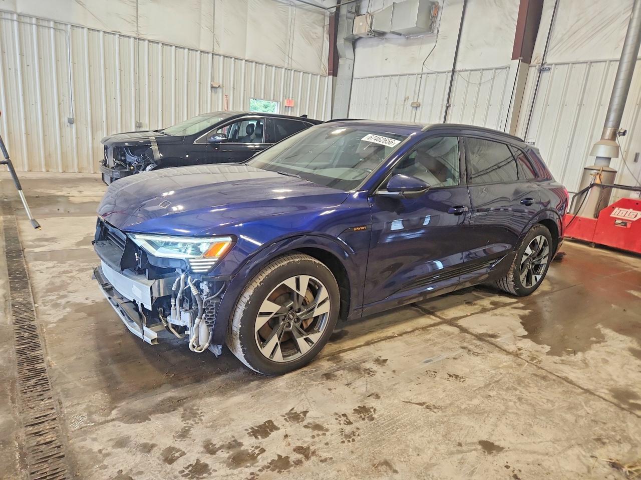 2022 AUDI E-TRON