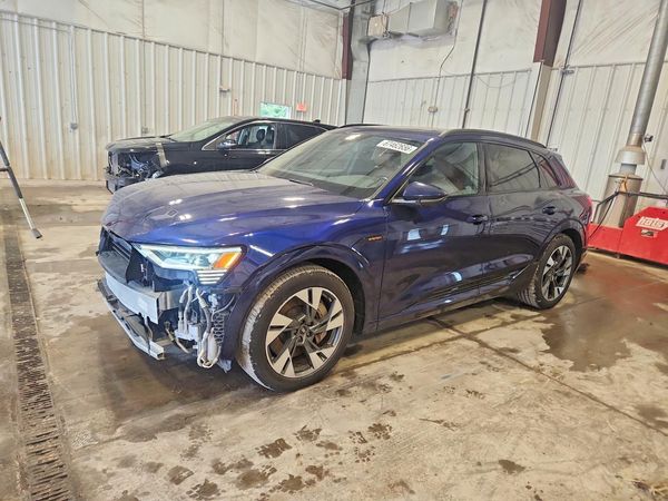 2022 AUDI E-TRON