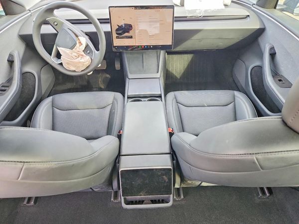 2025 TESLA MODEL 3 — CKPT