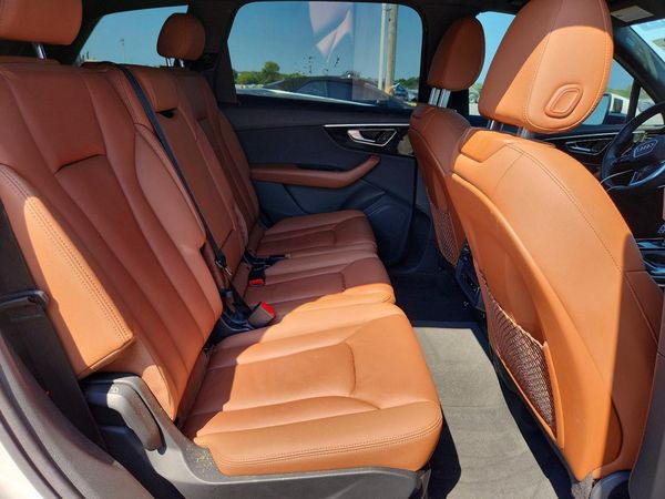 2020 AUDI Q7 quattro Premium