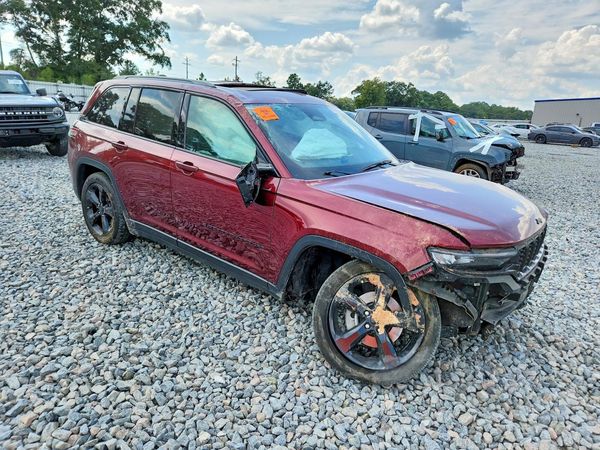 2024 JEEP GRAND CHEROKEE