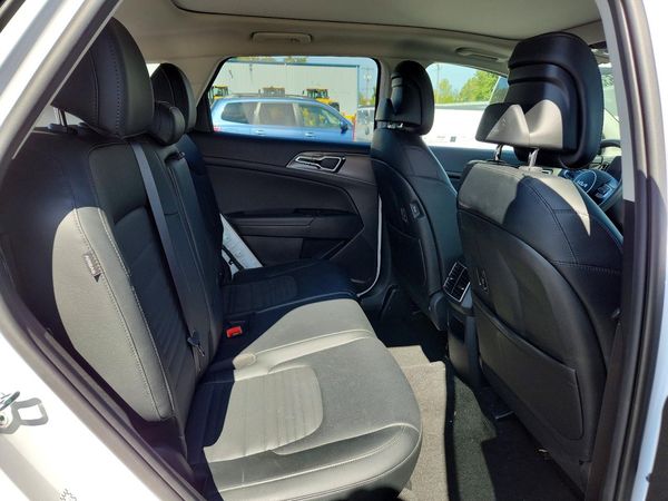 2025 KIA SPORTAGE SX-PRESTIGE (SX-P)