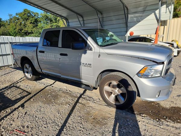 2016 RAM 1500 ST — Passenger 3/4