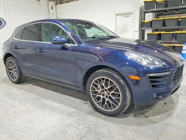 2017 PORSCHE MACAN