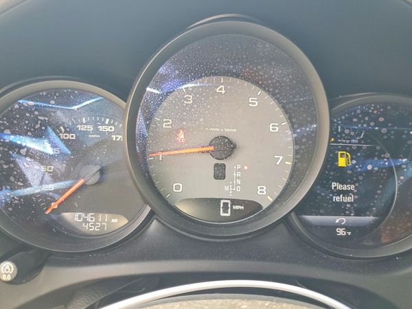 2017 PORSCHE MACAN