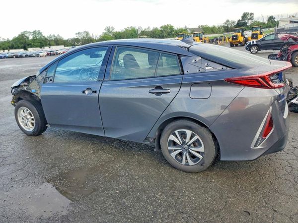 2017 TOYOTA PRIUS Three/Four/Four Adv