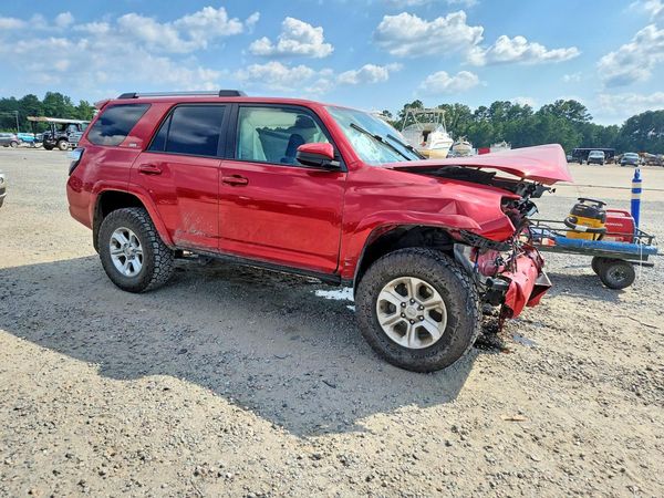 2019 TOYOTA 4RUNNER — Passenger 3/4