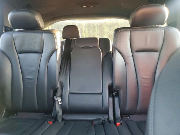 2017 AUDI Q7 quattro Premium Plus — SUVN