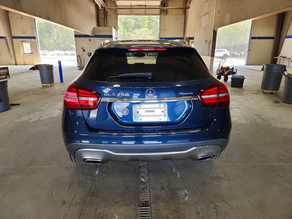 2020 MERCEDES-BENZ GLA GLA250-4M