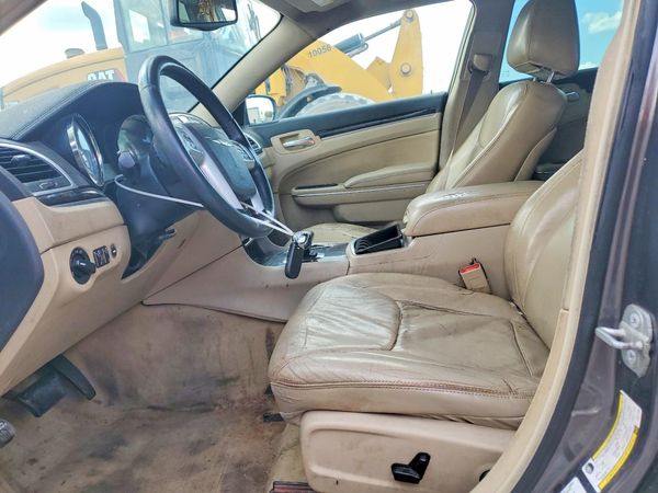 2014 CHRYSLER 300