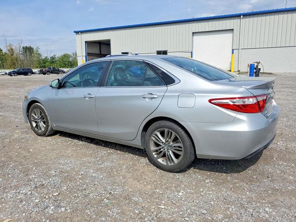 2015 TOYOTA CAMRY