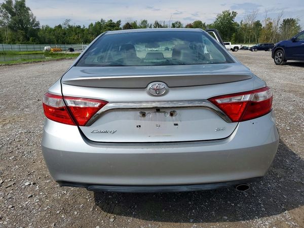 2015 TOYOTA CAMRY