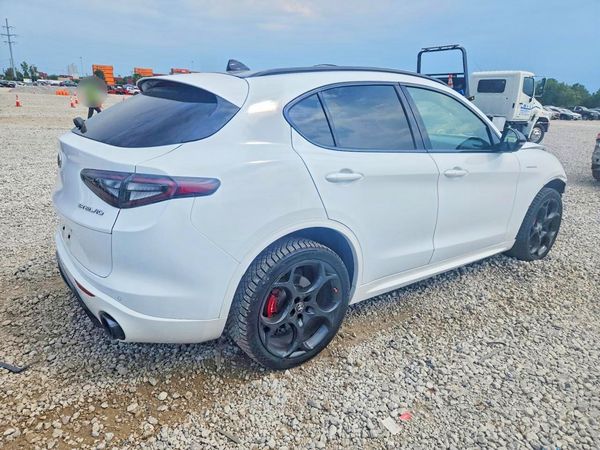 2024 ALFA ROMEO STELVIO