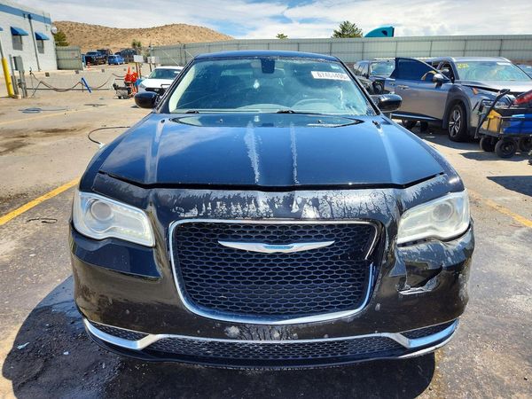 2015 CHRYSLER 300 Limited